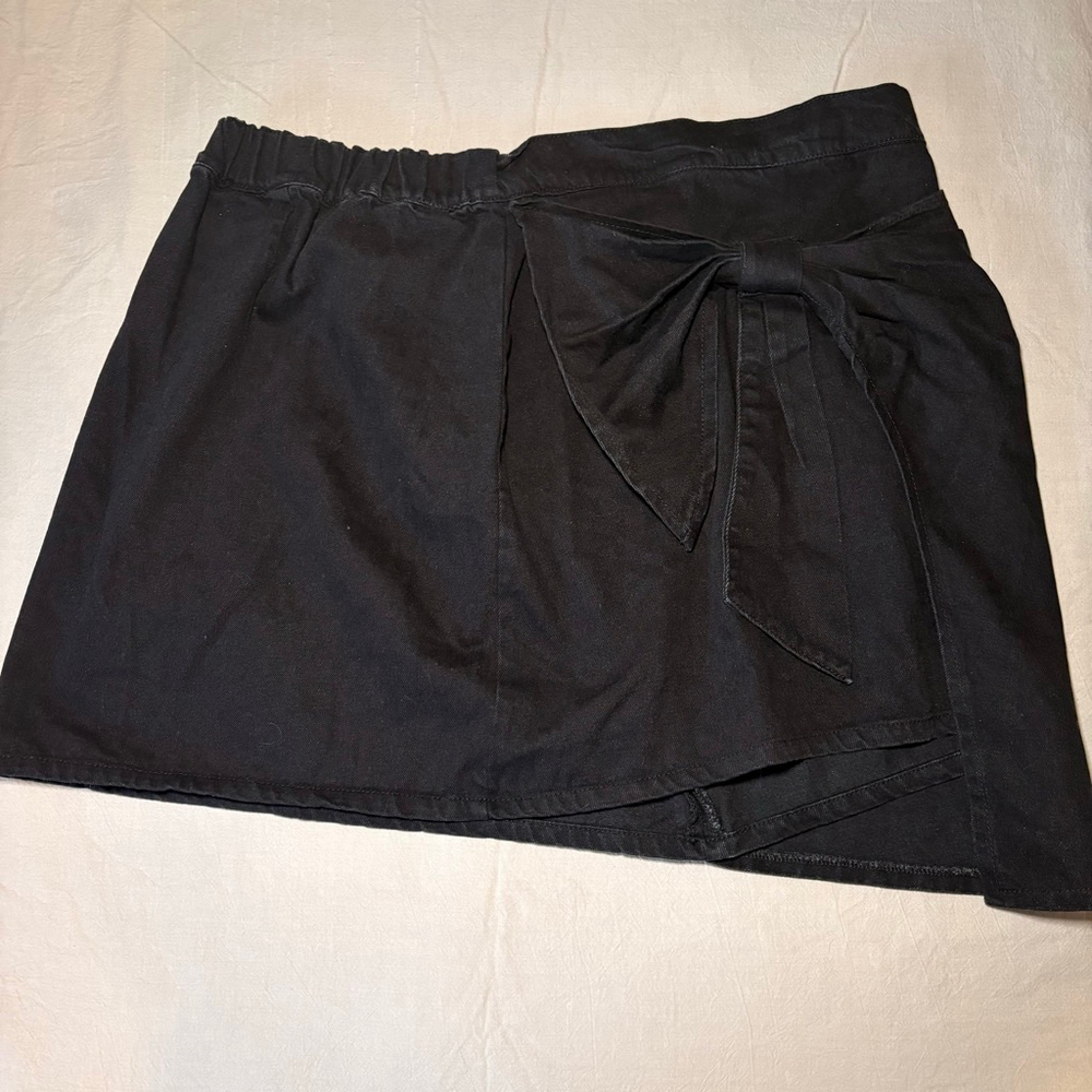Women's Unbranded‎ Black Mini Skirt with Bow Detail 2XL